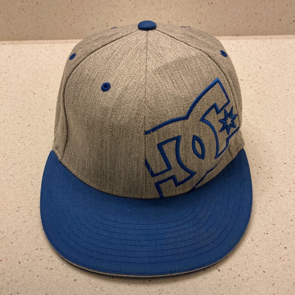DC FLEX-FIT CAP SIZE L-XL